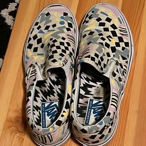 Vans- Eley Kishimoto size 8.5 women’s